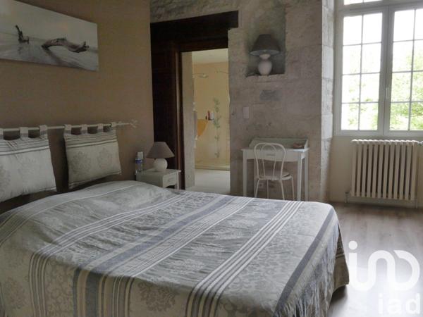 Maison à vendre 14 pièces 364 m² Montcuq-en-Quercy-Blanc