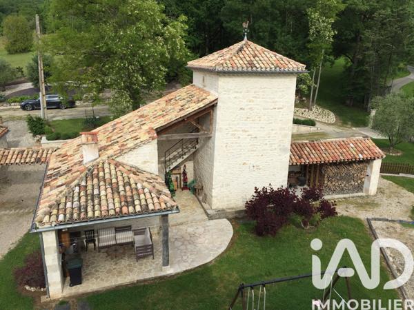 Maison à vendre 14 pièces 364 m² Montcuq-en-Quercy-Blanc