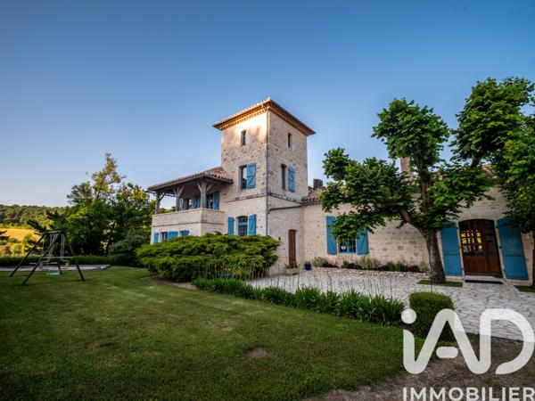 Maison à vendre 14 pièces 364 m² Montcuq-en-Quercy-Blanc