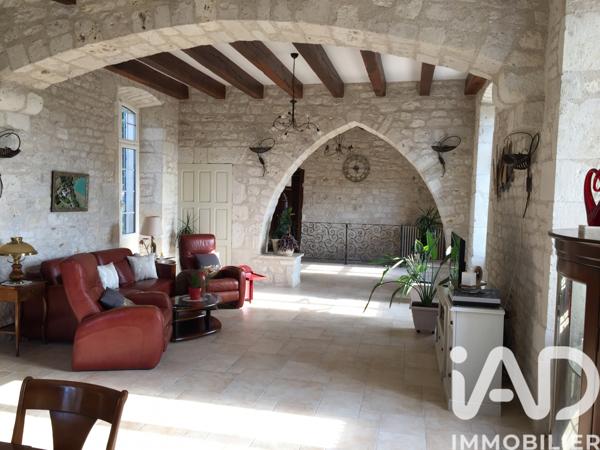 Maison à vendre 14 pièces 364 m² Montcuq-en-Quercy-Blanc