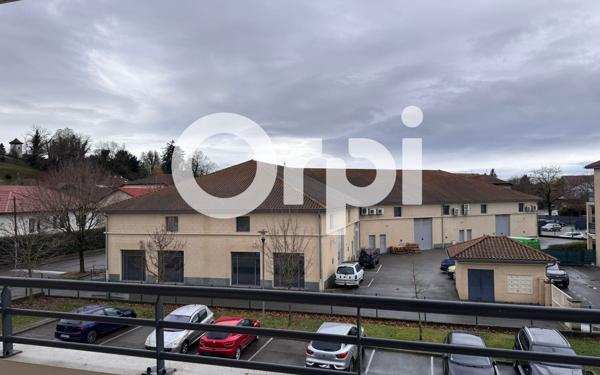 Appartement à louer    2 pièces •  Saint-Étienne-de-Saint-Geoirs