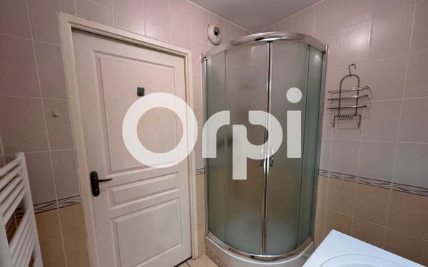 Appartement à louer    2 pièces •  Saint-Étienne-de-Saint-Geoirs