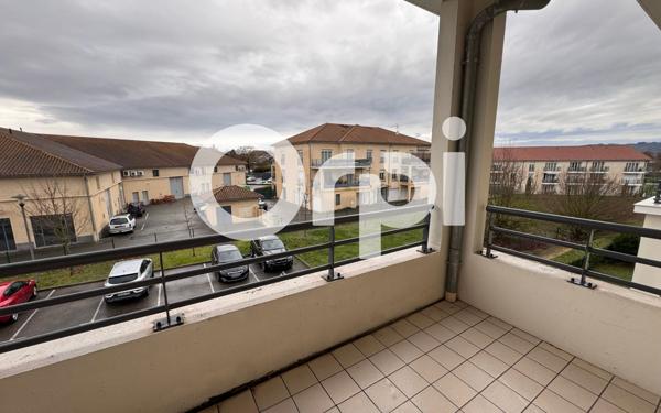 Appartement à louer    2 pièces •  Saint-Étienne-de-Saint-Geoirs