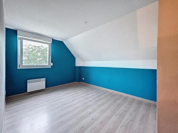 Maison familiale moderne avec piscine