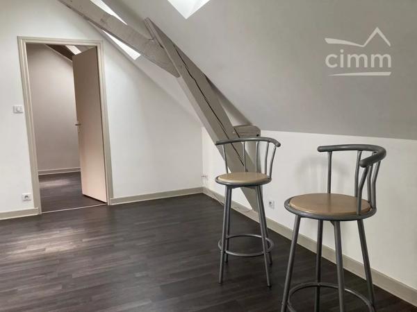 CIMM IMMOBILIER BOURBON LANCY et DOMPIERRE SUR BESBRE pour la vente, l'achat, la gestion ou la location, vous propose,