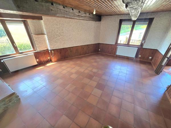 Maison avec terrasse