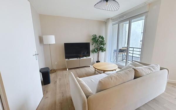 Appartement à louer    4 pièces •  Ville-la-Grand