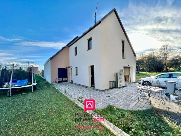 Maison Contemporaine avec piscine 150 m2 habitable sur 935 m2 de terrain à Barr