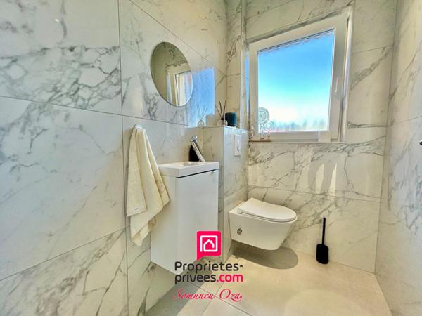 Maison Contemporaine avec piscine 150 m2 habitable sur 935 m2 de terrain à Barr