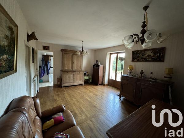 Maison à vendre 10 pièces 195 m² Saint-Sulpice-les-Feuilles