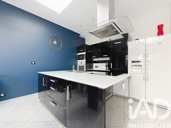 Maison à vendre 8 pièces 146 m² Rueil-Malmaison