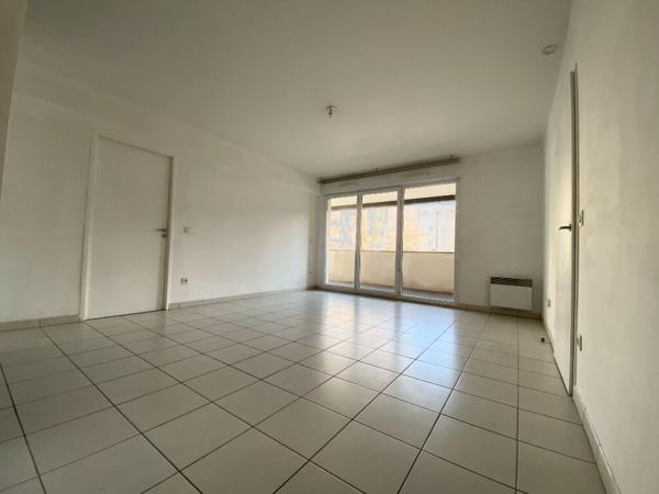 A LOUER 3 pièces à 5min à pieds du RER A CERGY LE HAUT