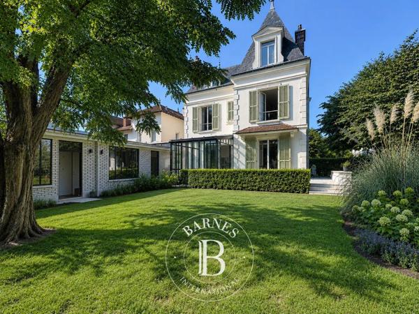 Saint-Maurice, Maison 5 Chambres -  260 m² à vendre