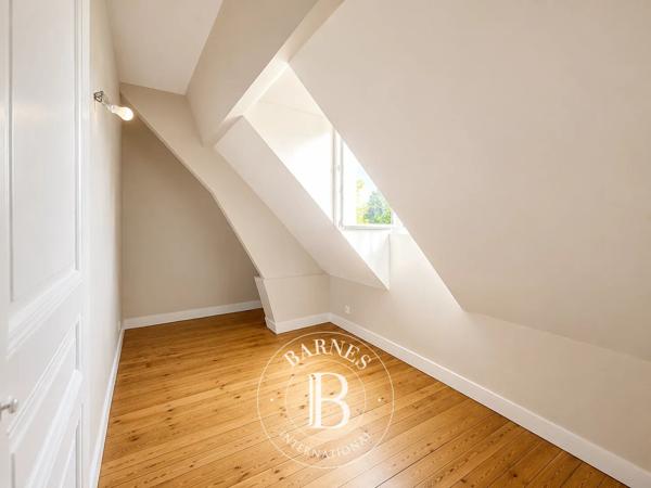 Saint-Maurice, Maison 5 Chambres -  260 m² à vendre