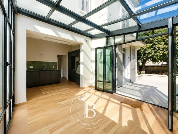 Saint-Maurice, Maison 5 Chambres -  260 m² à vendre