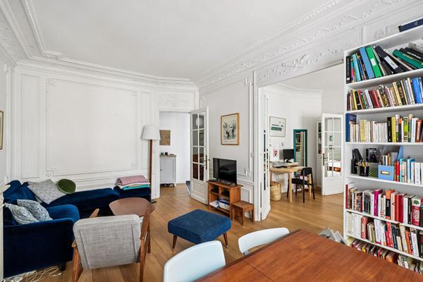 RUE TOCQUEVILLE - Appartement de 84m2 - 2 chambres - Charme de l'ancien