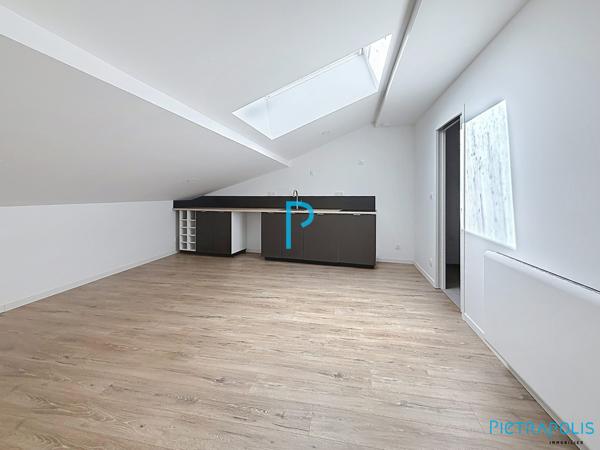 T2 bis entièrement rénové en hyper centre de Tarare