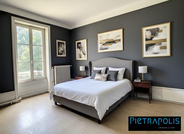 SAINT GEORGES DE RENEINS CENTRE PLATEAU DUPLEX A AMENAGER EN REZ DE JARDIN