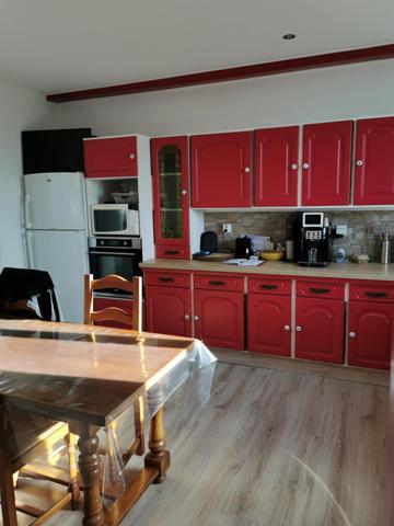 grand appartement, avec jardin, piscine et granges