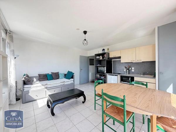 Appartement à louer 1 pièce 29.42m² Arras (62000)