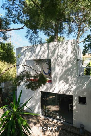 PACIFIC PALISADES