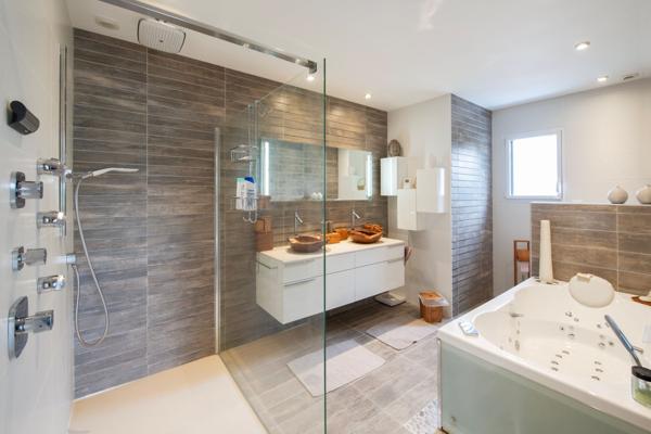 Vente Maison contemporaine Nesmy 7 Pièces 296 m²