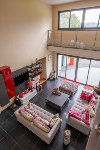 Vente Maison contemporaine Nesmy 7 Pièces 296 m²