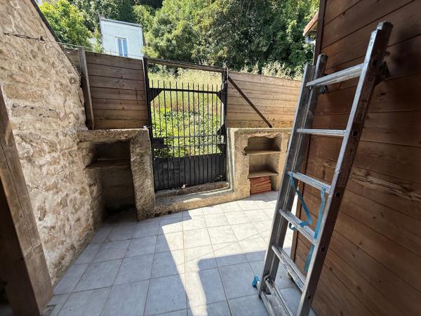 Location Maison T4 avec cours - POITIERS