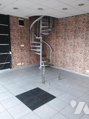 A VENDRE : SAULTAIN, IMMEUBLE MIXTE COMMERCE ET HABITATION
