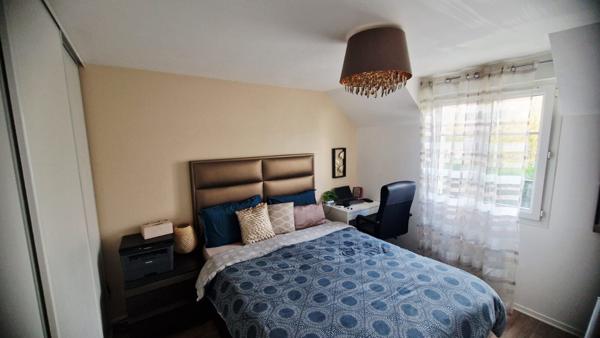 COMBS LA VILLE : maison F4 en vente