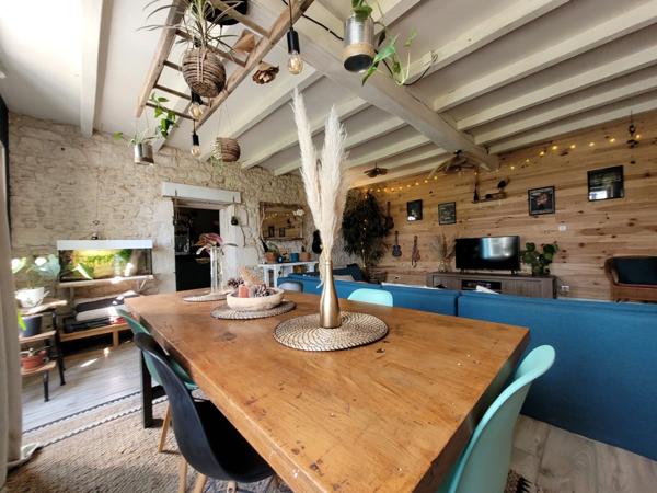 Maison à vendre 4 pièces BORDS (17)