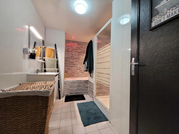 Maison à vendre 4 pièces BORDS (17)