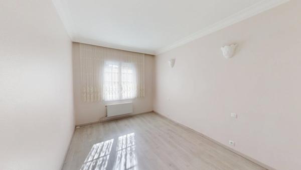 Vente / Maison T6+ à Nemours (77140)