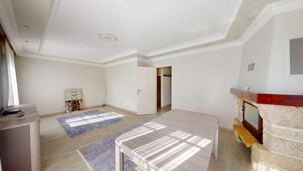 Vente / Maison T6+ à Nemours (77140)