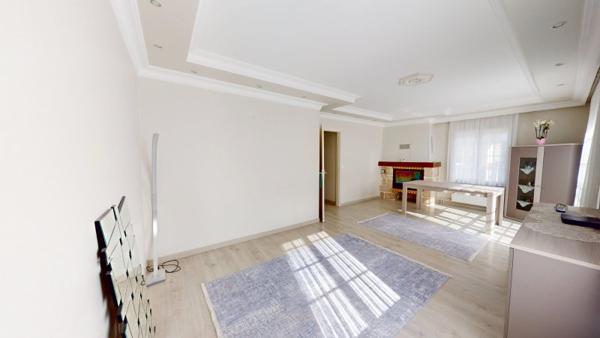 Vente / Maison T6+ à Nemours (77140)
