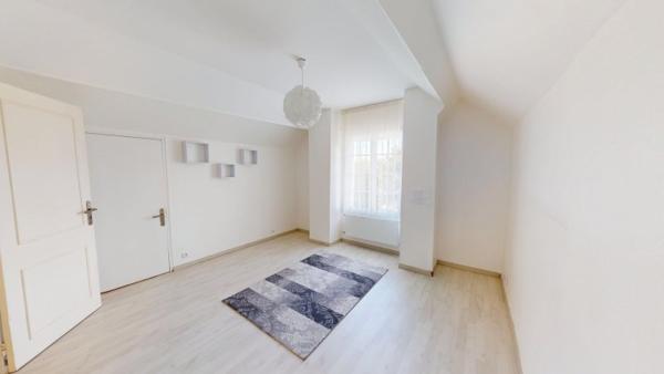 Vente / Maison T6+ à Nemours (77140)