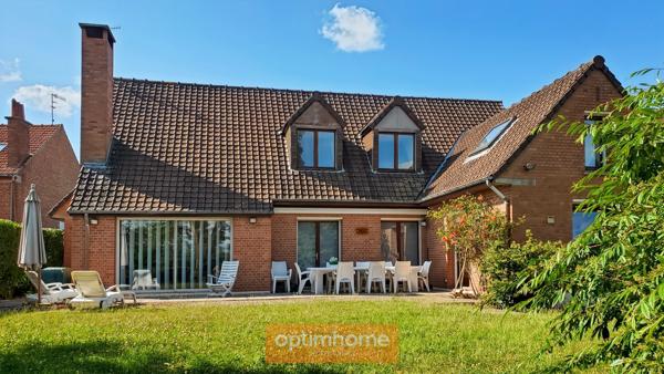 ARRAS CHR / CITADELLE – PAVILLON INDIVIDUEL SEMI PLAIN-PIED DE 219 M² – 5 CHAMBRES – SOUS-SOL COMPLET – JARDIN 1 008 M²