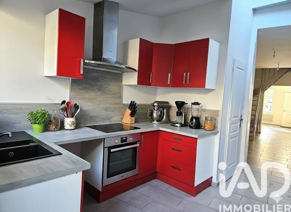 Maison à vendre 6 pièces 102 m² Guîtres