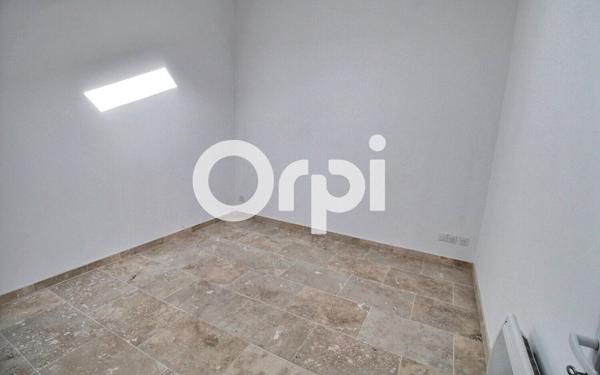 Appartement à vendre    3 pièces • 95 m2 Marseille 15