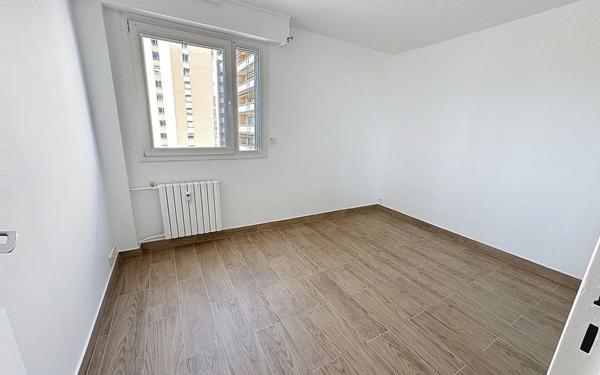 Appartement à louer    3 pièces • 74,65 m2 Créteil