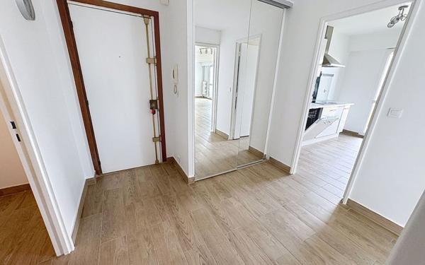 Appartement à louer    3 pièces • 74,65 m2 Créteil