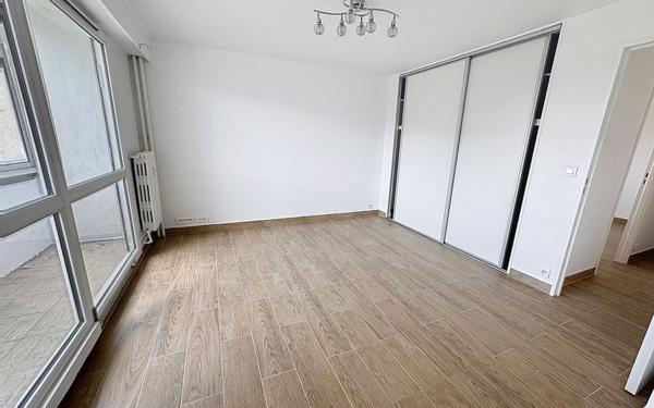 Appartement à louer    3 pièces • 74,65 m2 Créteil