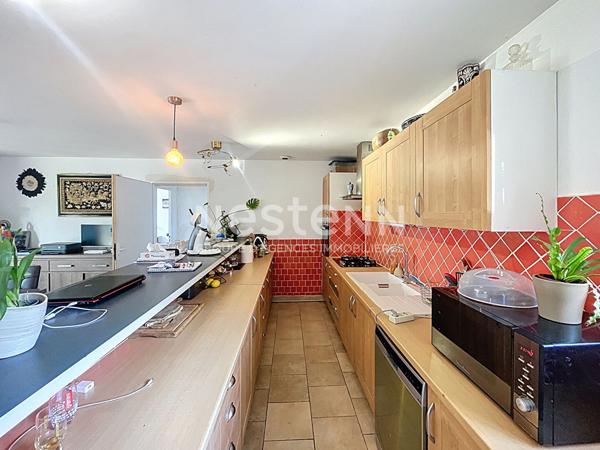 Maison à vendre à Peymeinade - 4 pièces, 3 chambres, terrain de 1130 m²