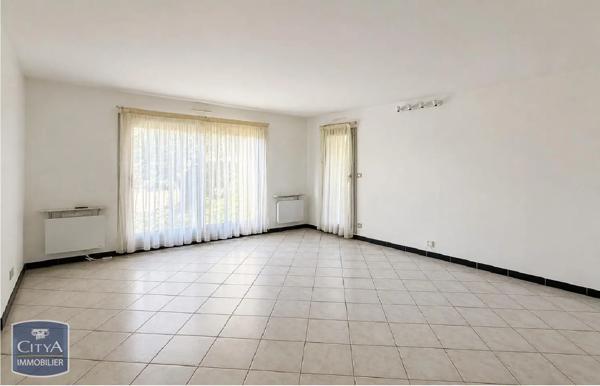 Appartement à louer 3 pièces 78.52m² Metz (57000)