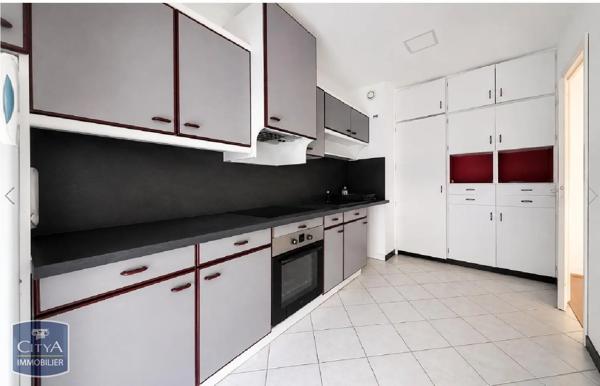 Appartement à louer 3 pièces 78.52m² Metz (57000)