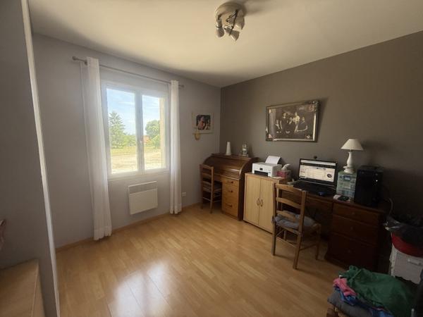 Maison à SAINT MARY (16260)