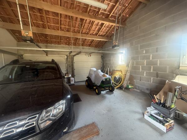 Maison à SAINT MARY (16260)