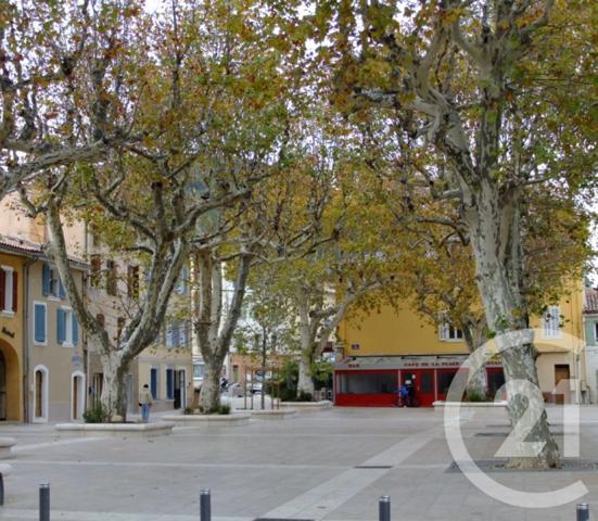 Appartement F3 à vendre  3 pièces - 65 m2 LA FARLEDE - 83