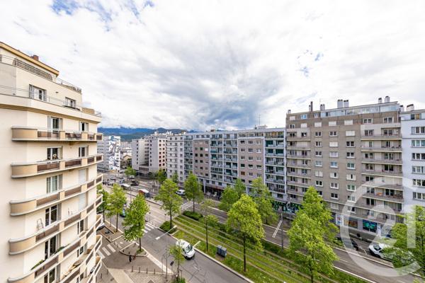 Appartement F3 à vendre  3 pièces - 89,18 m2 GRENOBLE - 38