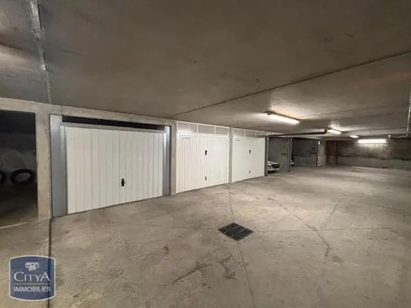 Parking à vendre 15m²